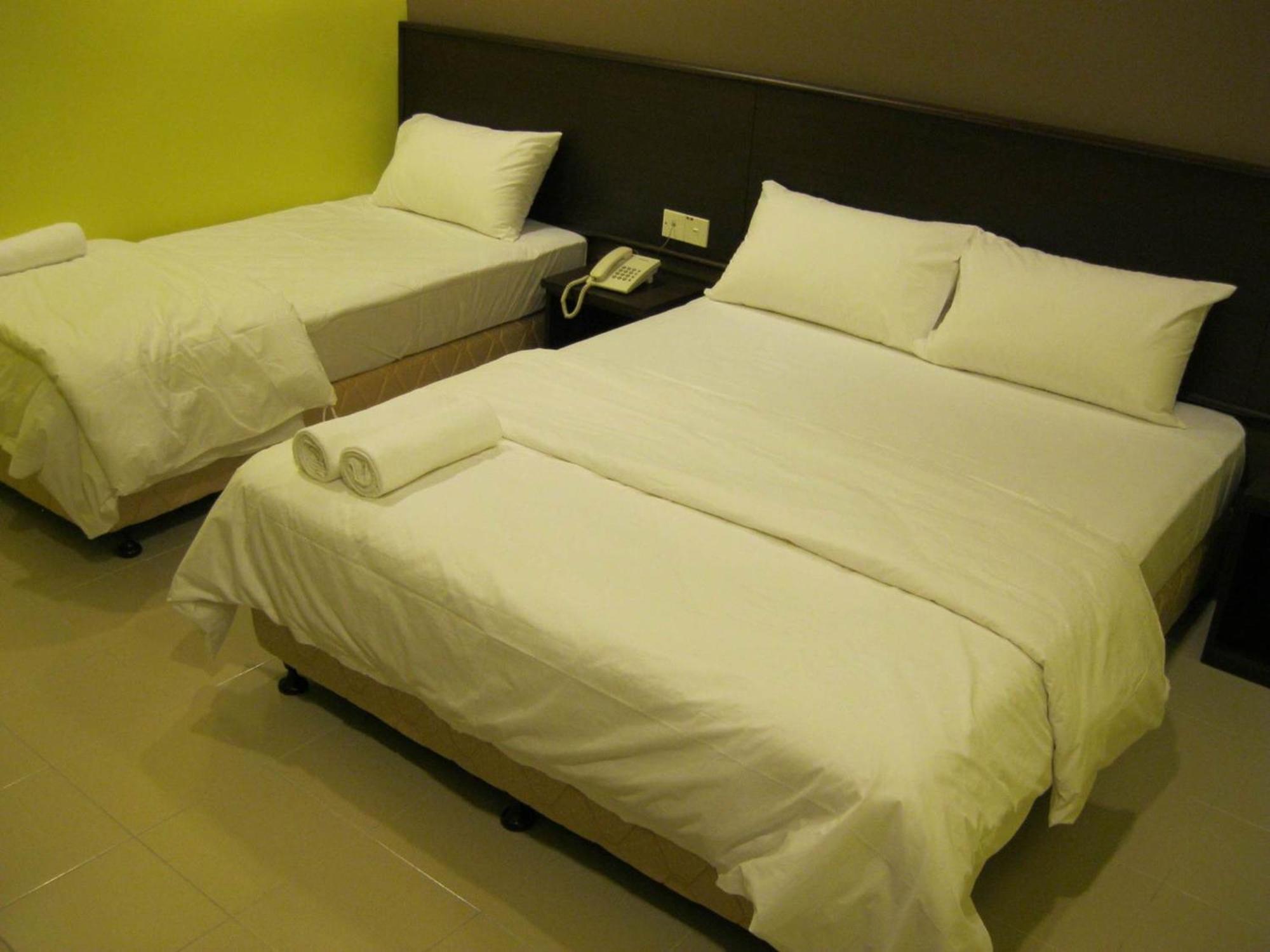 Bary Inn, Klia & Klia2 - 24 Hours Free Airport Pick-Up Sepang Ngoại thất bức ảnh