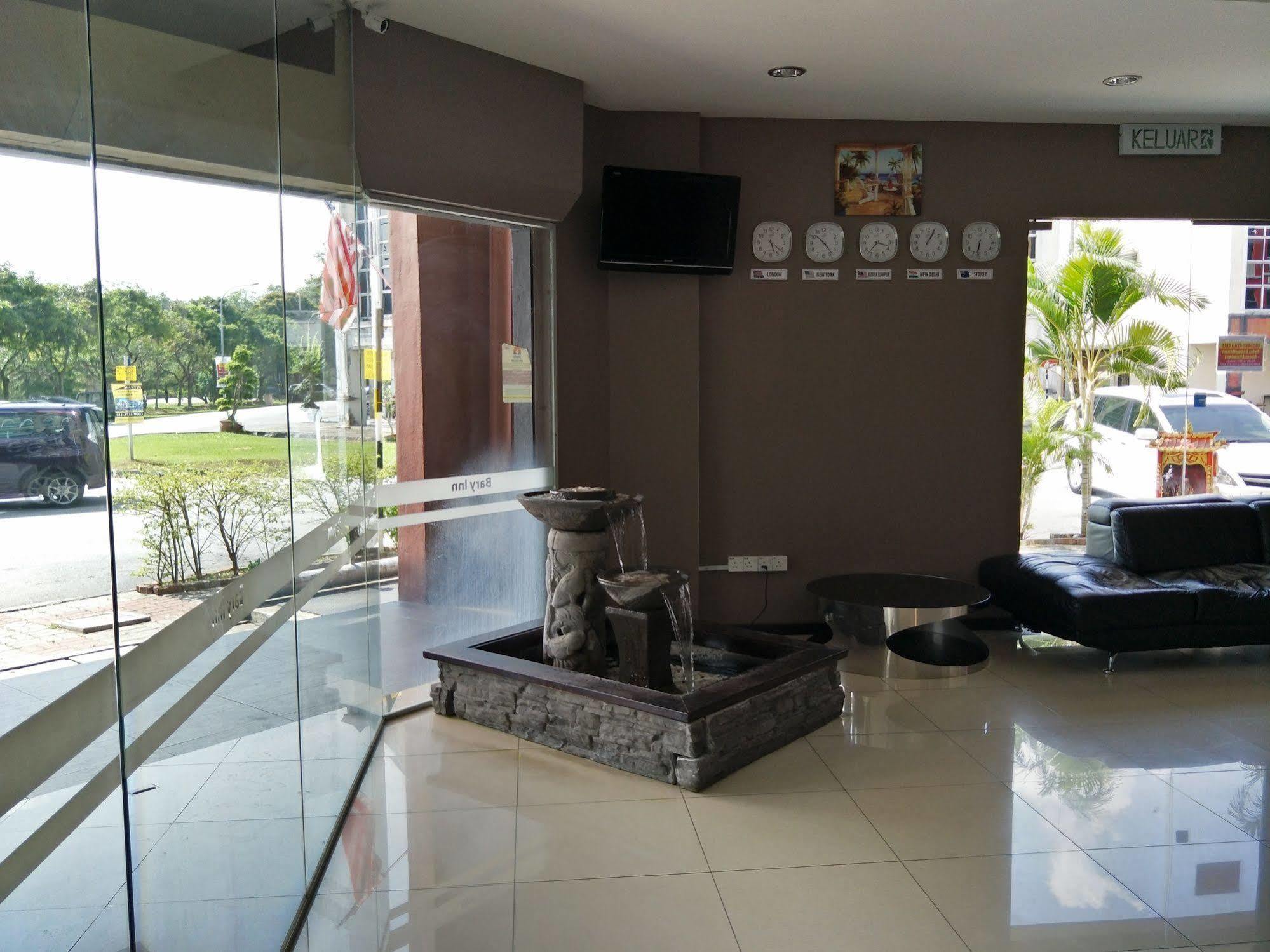 Bary Inn, Klia & Klia2 - 24 Hours Free Airport Pick-Up Sepang Ngoại thất bức ảnh